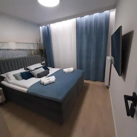 アパート Marzen グジボボ