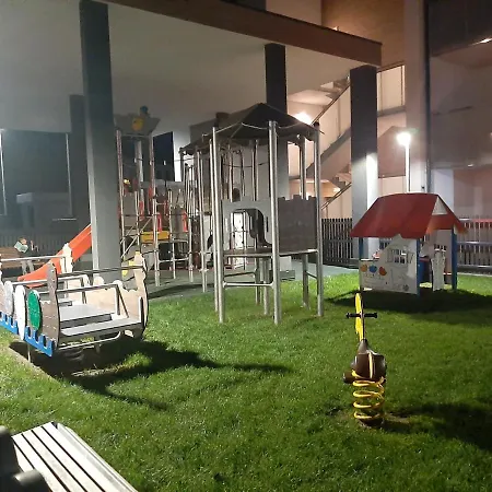 アパート Marzen グジボボ